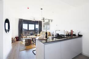 Happy Travel Urban Sky 19C