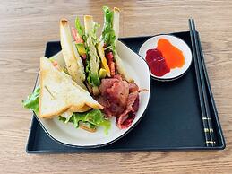 Hestia HaMy Beach House