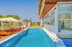 Hestia HaMy Beach House