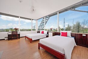 Hestia HaMy Beach House