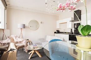 Stunning 2 Bed in Centre of Cheltenham