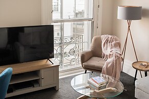 Stunning 2 Bed in Centre of Cheltenham