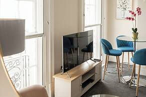 Stunning 2 Bed in Centre of Cheltenham