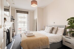 Stunning 2 Bed in Centre of Cheltenham