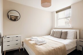 Stunning 2 Bed in Centre of Cheltenham