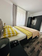Serenity Apartments and Studios