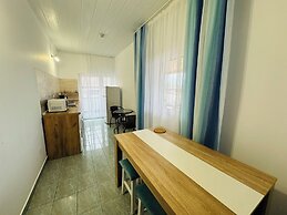 Serenity Apartments and Studios