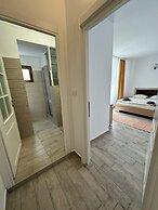 Serenity Apartments and Studios