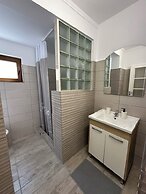 Serenity Apartments and Studios