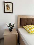 Serenity Apartments and Studios