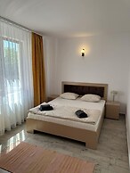 Serenity Apartments and Studios