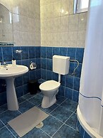 Serenity Apartments and Studios