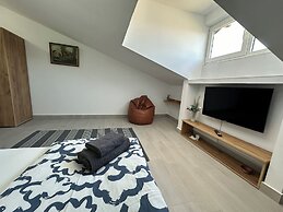 Serenity Apartments and Studios