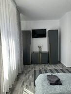 Serenity Apartments and Studios