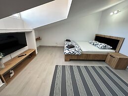 Serenity Apartments and Studios