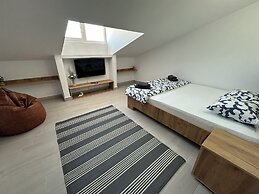 Serenity Apartments and Studios