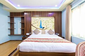 Siddhartha Hotel Grand City