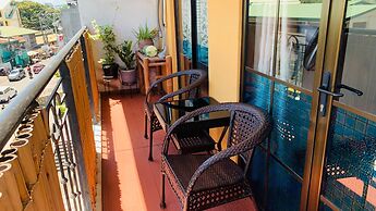 King Bed 2BR European Style City Center in Davao City Philippines