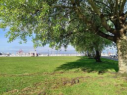 Apartment-sleeps6-parking-terrace