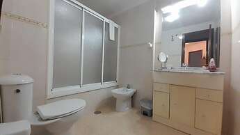 Apartment-sleeps6-parking-terrace