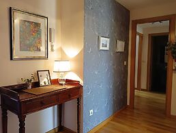 Piso con Piscina y Jardin Cerca de la Playa