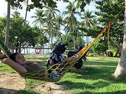 Palanas White Sand Beach Resort