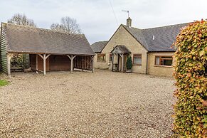 Charming 3BD Cotswolds Family Retreat