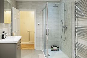 Charming 3BD Cotswolds Family Retreat