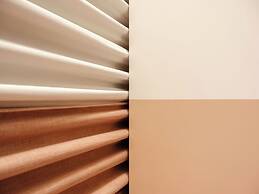 Rose Hôtel Invisible