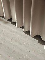 Rose Hôtel Invisible