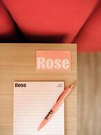 Rose Hôtel Invisible