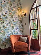 The Victorian Hotel CR