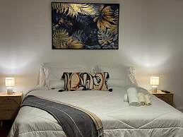 The Victorian Hotel CR