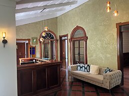 The Victorian Hotel CR