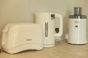 250m Beach 6Pool Kids Club All In 1 c111