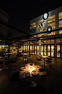 The StandardX Bangkok Phra Arthit