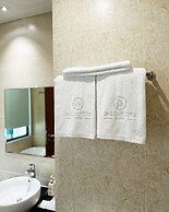Ballantine Hotel