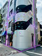 GLOU Shinjuku Family