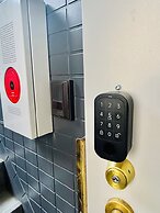 GLOU Shinjuku Family