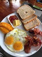 Hotel Oasis Port Barton