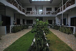 Hotel Oasis Port Barton