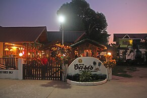 Hotel Oasis Port Barton