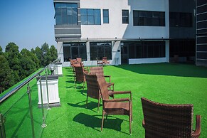 WATER PARVILION HOTEL