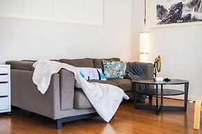 StayAU 3BR Deluxe Family Loft Point Cook