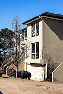 StayAU 3BR Deluxe Family Loft Point Cook