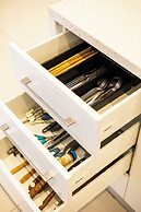 StayAU 3BR Deluxe Family Loft Point Cook