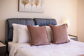 StayAU 3BR Deluxe Family Loft Point Cook