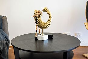 StayAU 3BR Deluxe Family Loft Point Cook