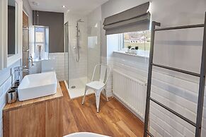 Host Stay No 9 Victoria Road