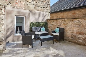 Host Stay No 9 Victoria Road